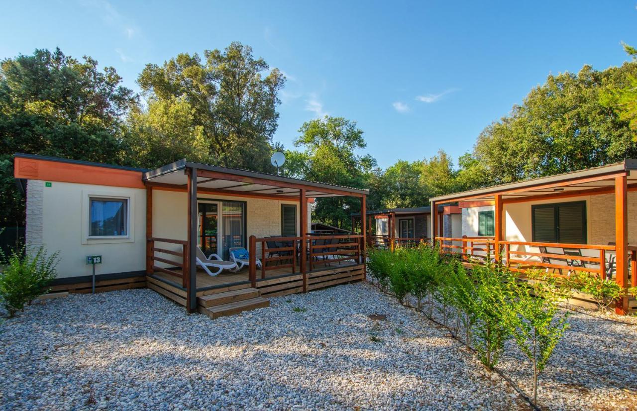 Centinera Deluxe Mobile Homes Banjole Kültér fotó