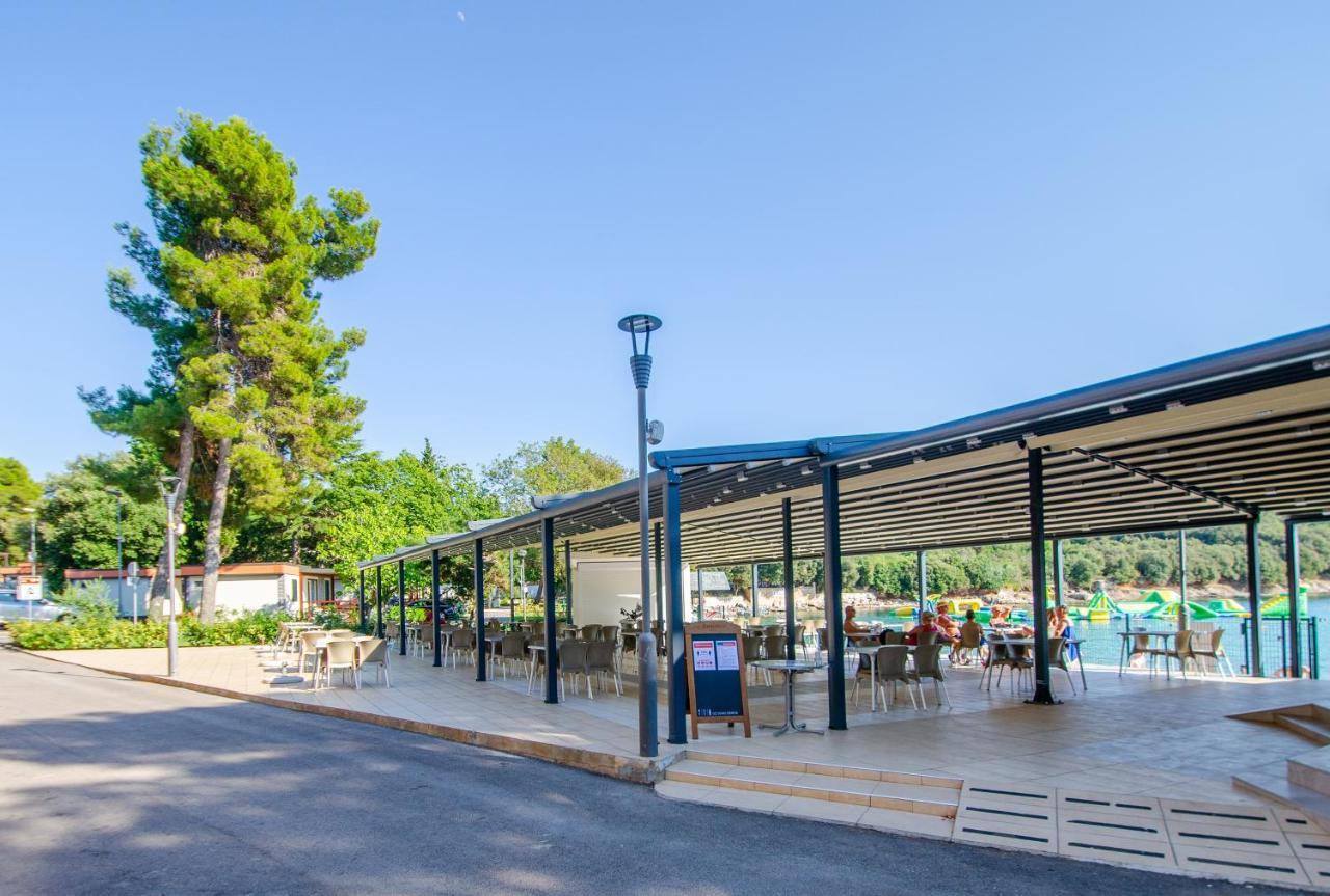 Centinera Deluxe Mobile Homes Banjole Kültér fotó