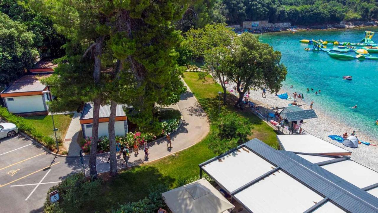 Centinera Deluxe Mobile Homes Banjole Kültér fotó
