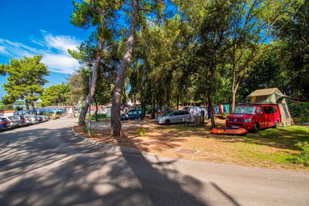 Centinera Deluxe Mobile Homes Banjole Kültér fotó