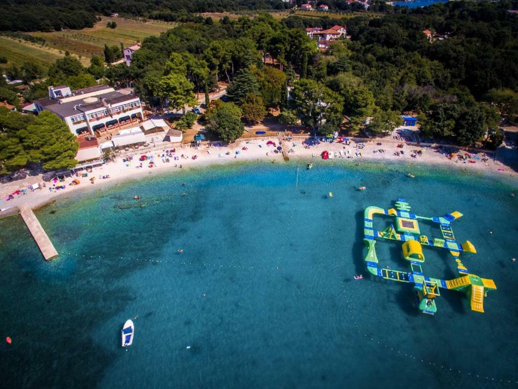Centinera Deluxe Mobile Homes Banjole Kültér fotó